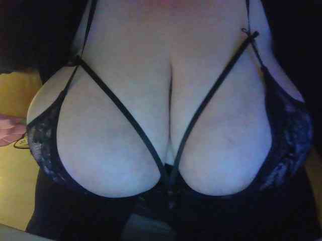 Zlaya_Mamulya webcam