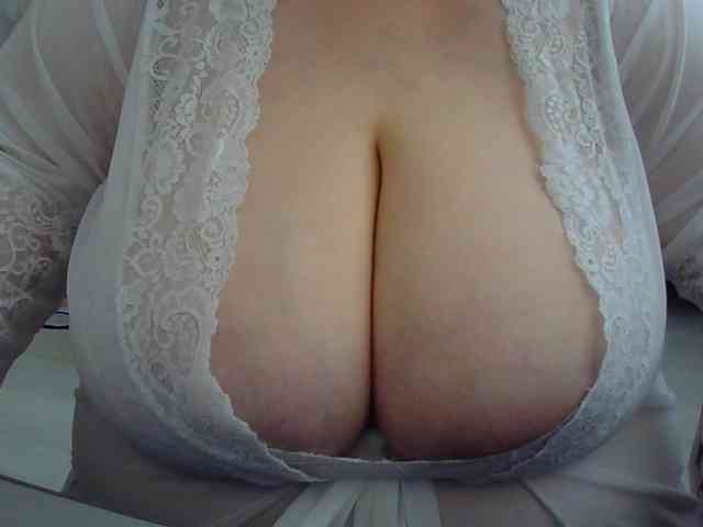 Zlaya_Mamulya webcam