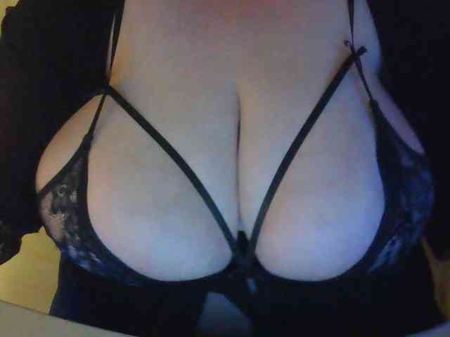 Zlaya_Mamulya webcam