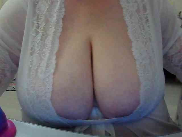 Zlaya_Mamulya webcam