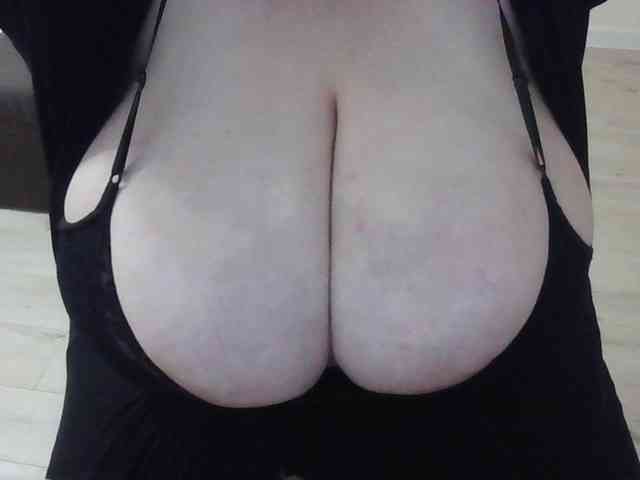 Zlaya_Mama_na_kayfe webcam