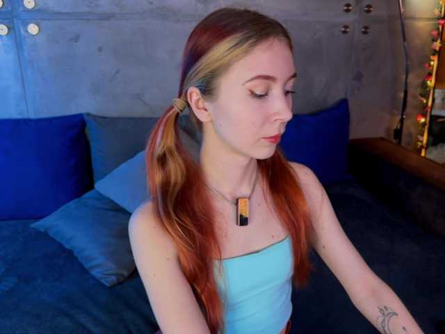 Na-izi's BongaCams show and profile