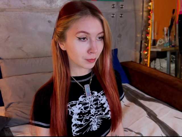 Na-izi's BongaCams show and profile