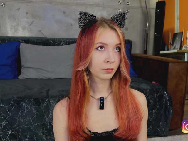 Na-izi's BongaCams show and profile