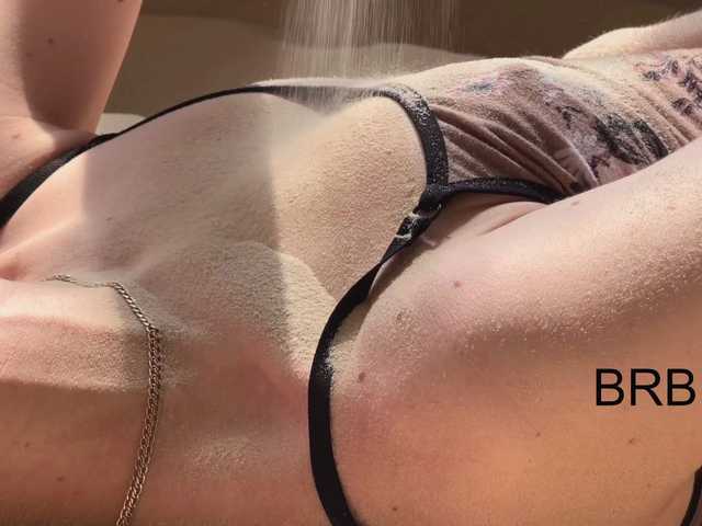 Na-izi from BongaCams