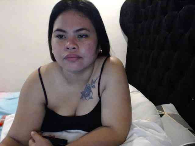 Asianbigbuttyboobs webcam