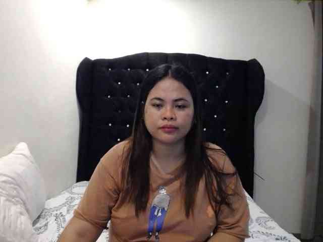 Asianbigbuttyboobs webcam
