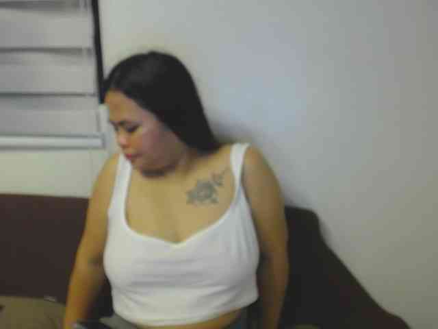 Asianbigbuttyboobs webcam