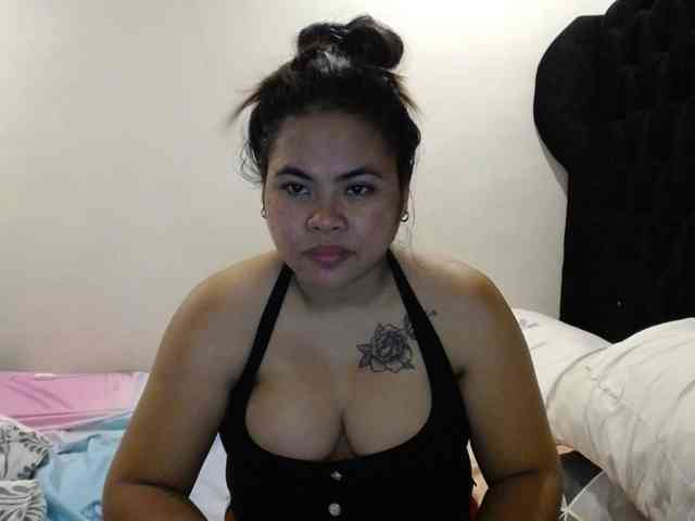 Asianbigbuttyboobs webcam