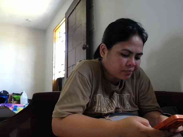 Asianbigbuttyboobs webcam