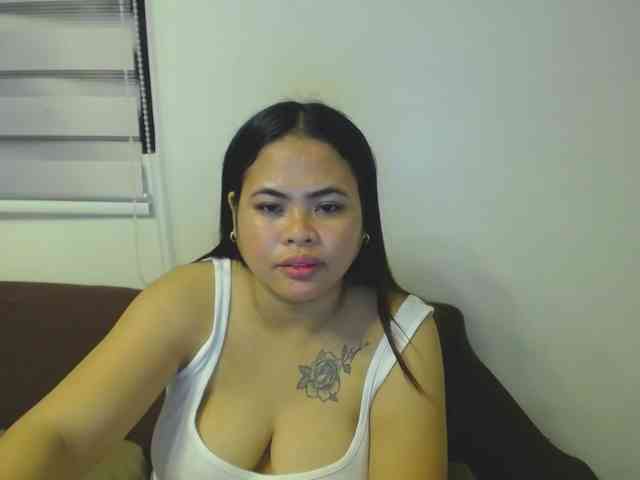 Asianbigbuttyboobs webcam
