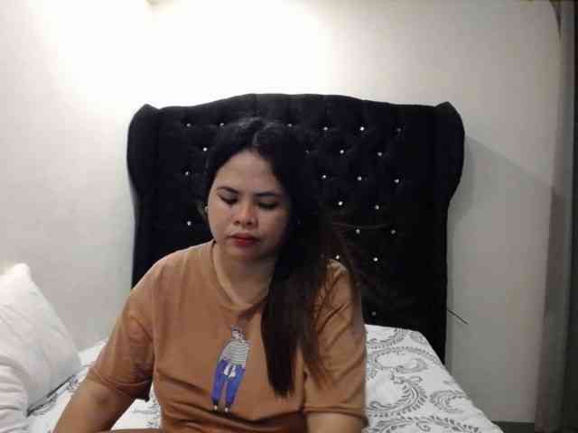 Asianbigbuttyboobs webcam