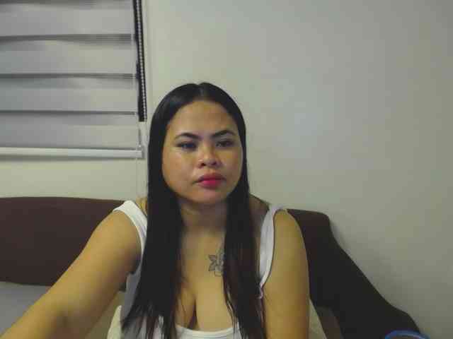 Asianbigbuttyboobs webcam