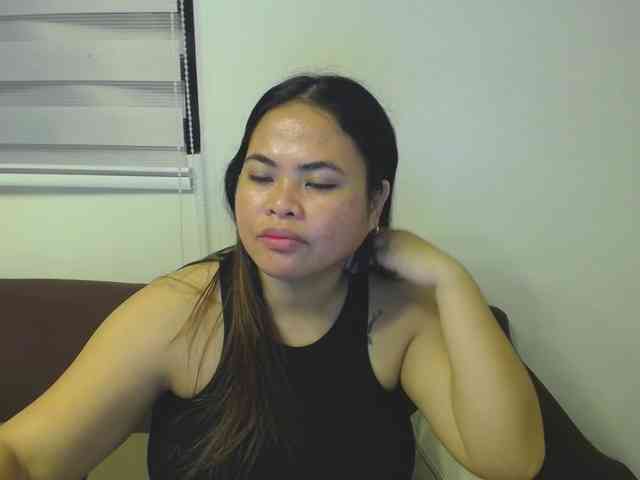 Asianbigbuttyboobs webcam