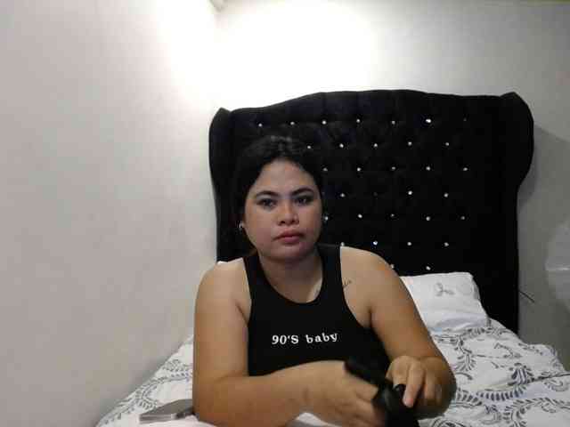 Asianbigbuttyboobs webcam