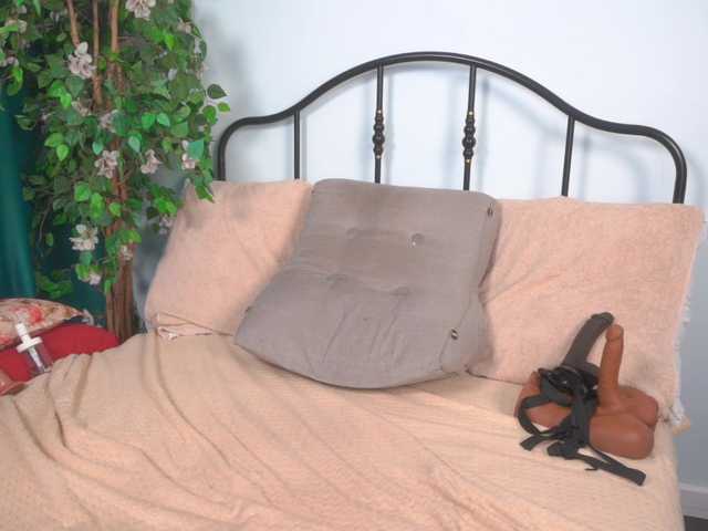 IsadoraDunkan's BongaCams show and profile