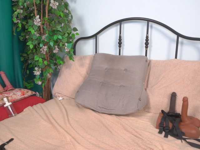 IsadoraDunkan's BongaCams show and profile