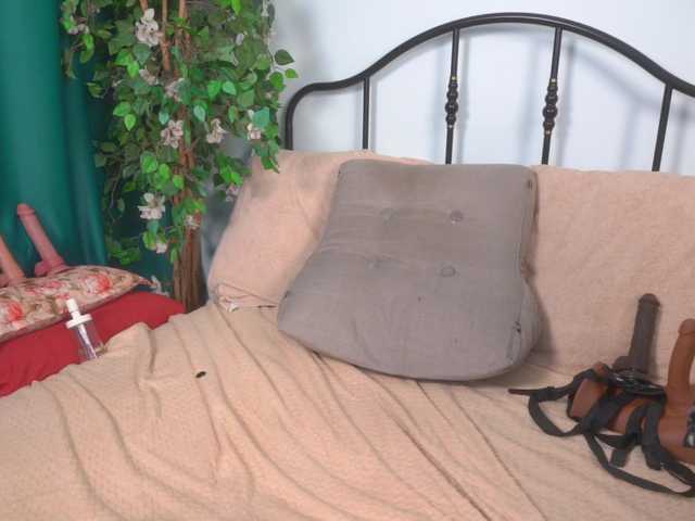 IsadoraDunkan's BongaCams show and profile