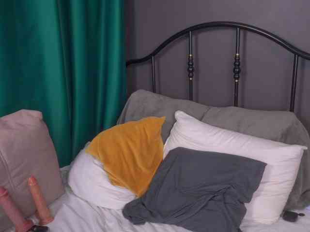 IsadoraDunkan Live Webcam on BongaCams