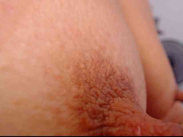 arianagonzale webcam