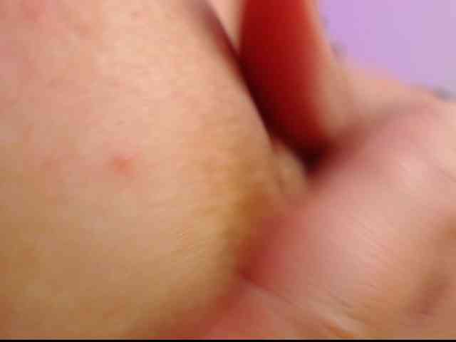 arianagonzale webcam