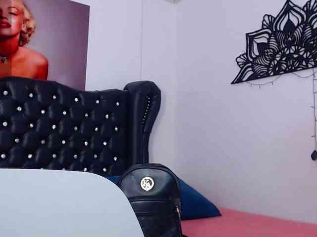 arianagonzale webcam