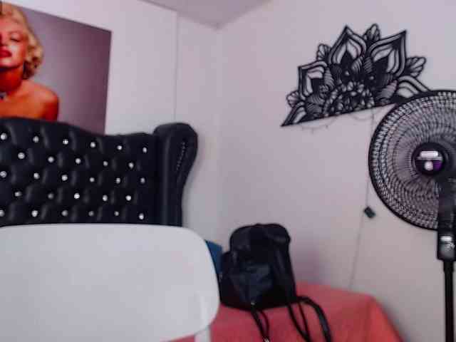 arianagonzale webcam