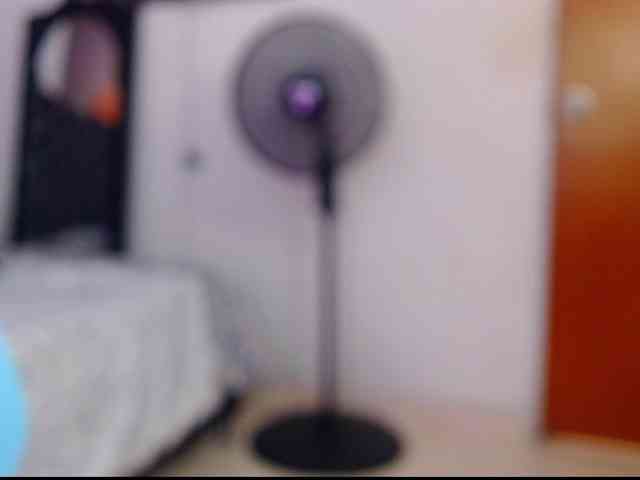 arianagonzale webcam