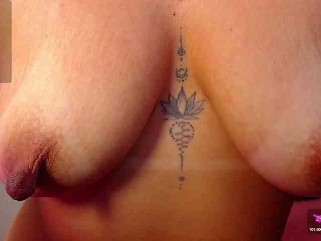 arianagonzale webcam