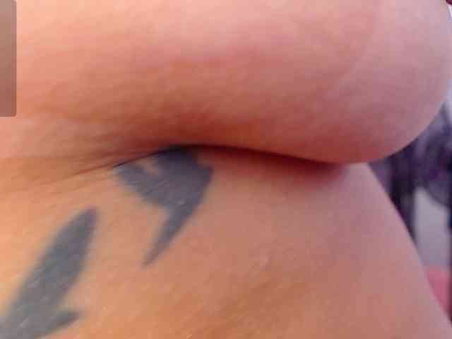 arianagonzale webcam