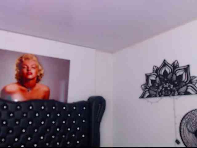 arianagonzale webcam