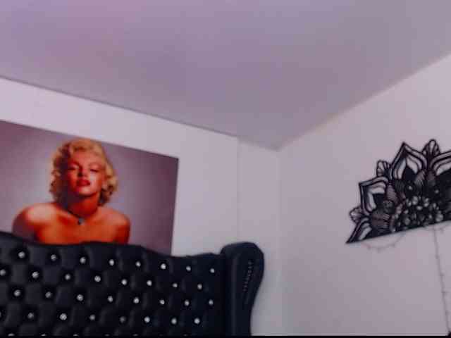 arianagonzale webcam