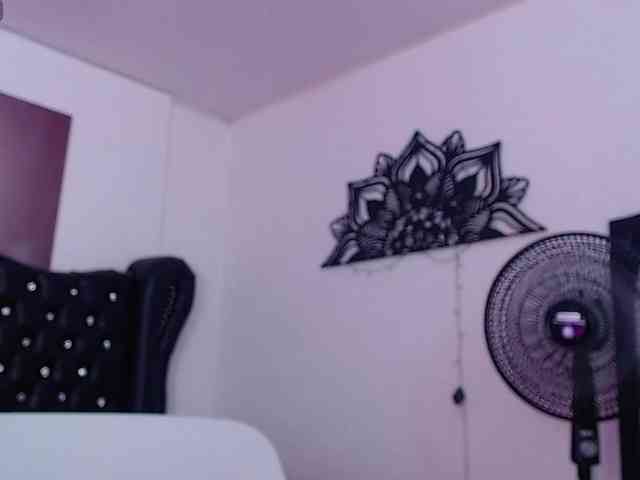 arianagonzale webcam
