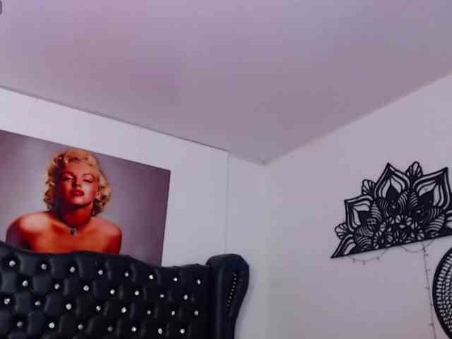 arianagonzale webcam