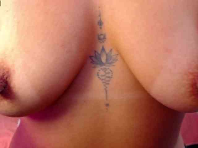 arianagonzale webcam