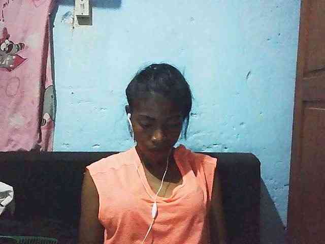 Honey699 webcam