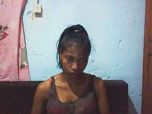 Honey699 webcam