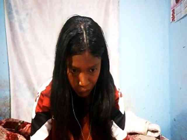 Honey699 webcam