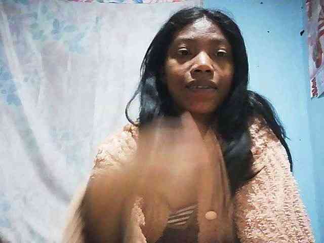 Honey699 webcam