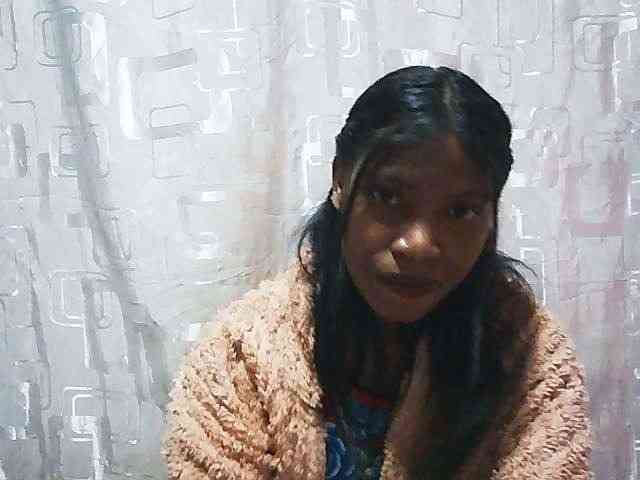 Honey699 webcam
