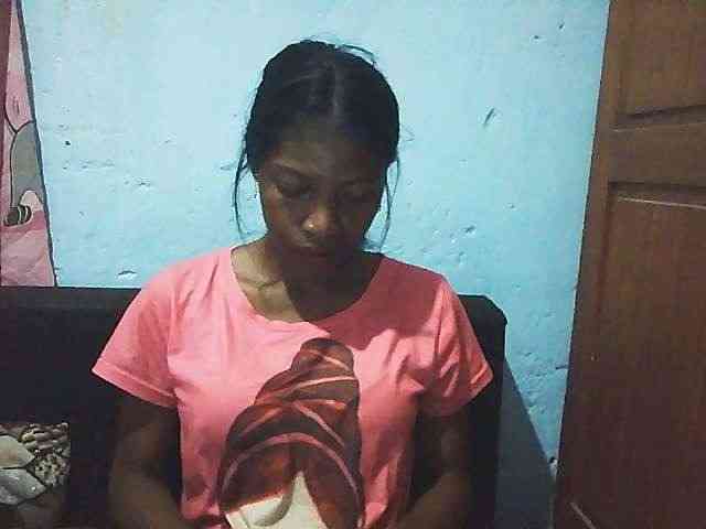 Honey699 webcam