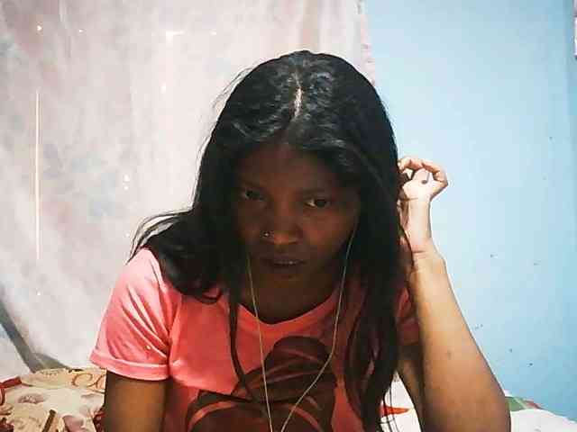 Honey699 webcam