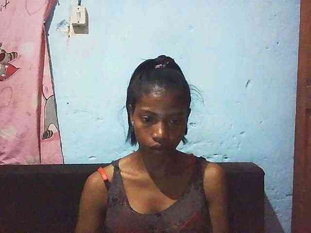 Honey699 webcam