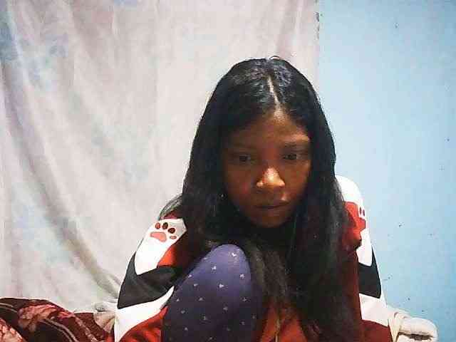 Honey699 webcam