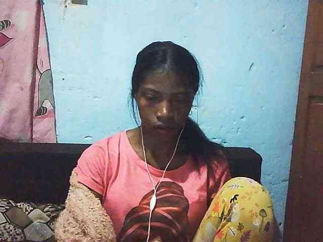 Honey699 webcam