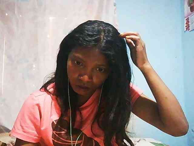 Honey699 webcam