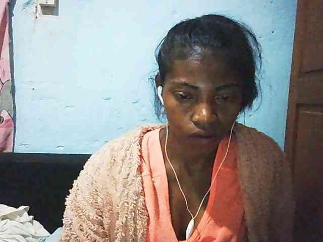Honey699 webcam