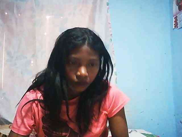 Honey699 webcam