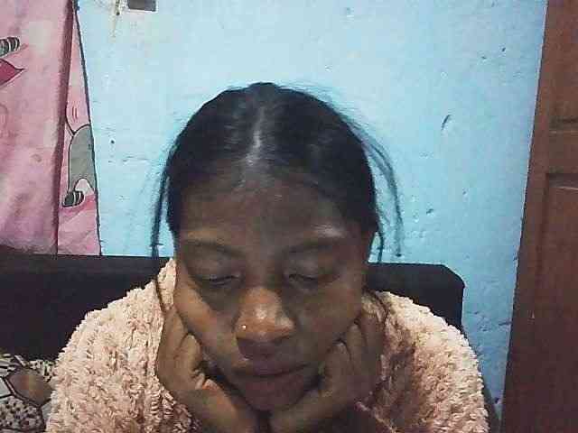 Honey699 webcam