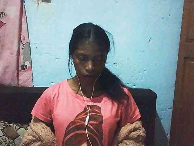 Honey699 webcam